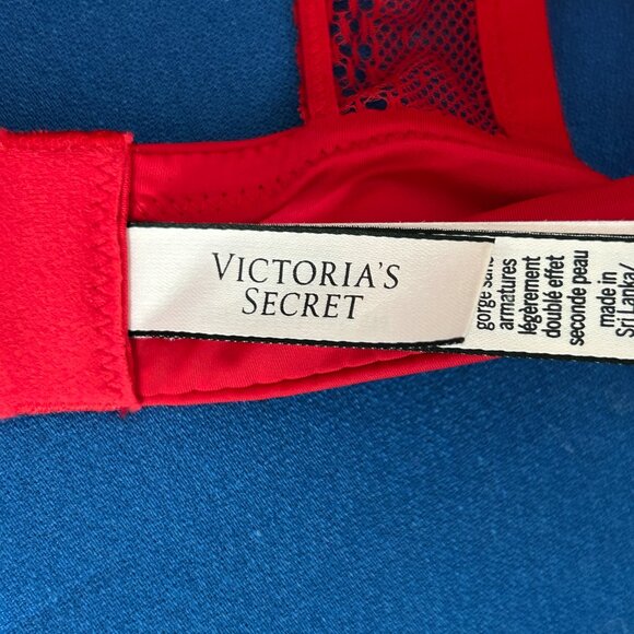 Victoria Secret Women T Shirt Lightly Lined Wireless Bra Size 32DD Red Racerback - Picture 8 of 16